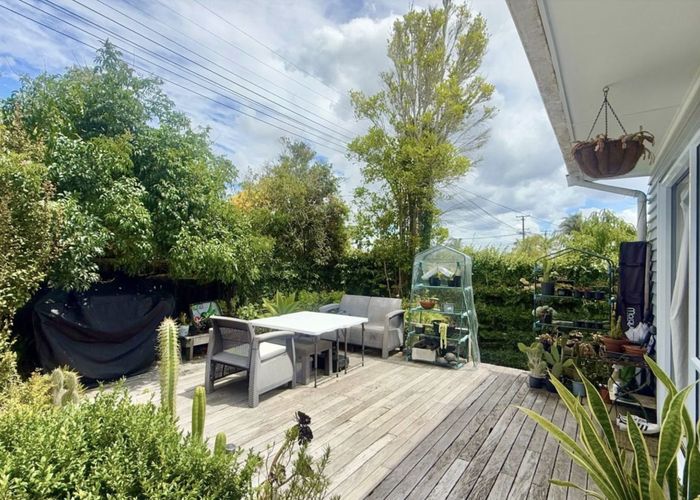  at 41 Aeroview Drive, Beach Haven, North Shore City, Auckland