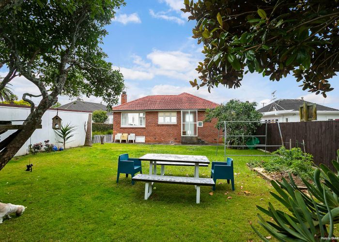  at 36 Te Koa Road, Panmure, Auckland