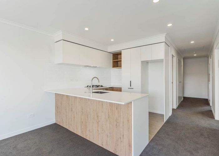  at 101/32 Shortfin Place, Flat Bush, Auckland