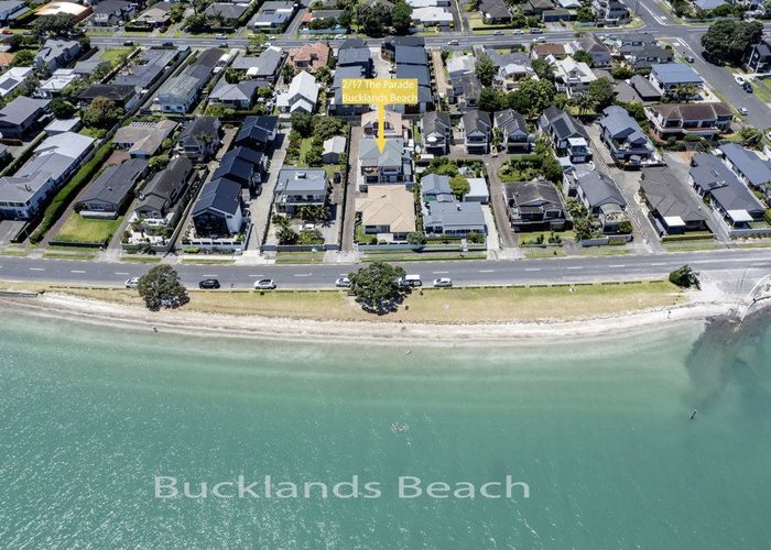  at 2/17 The Parade, Bucklands Beach, Manukau City, Auckland