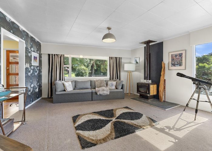  at 3 Thames Street, Welbourn, New Plymouth, Taranaki