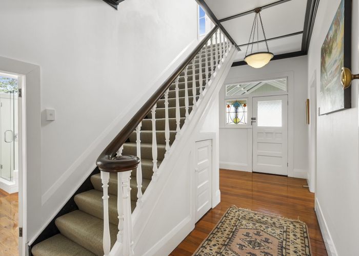  at 25 Kingsview Road, Mount Eden, Auckland