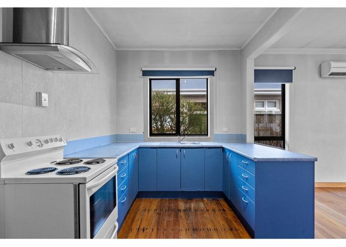  at 583 Tay Street, Hawthorndale, Invercargill