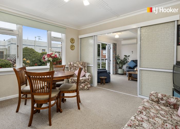  at 105 Highcliff Road, Andersons Bay, Dunedin
