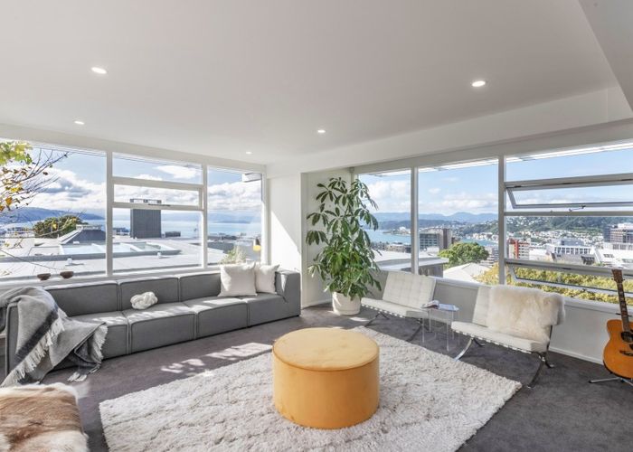 at 27 Salamanca Road, Kelburn, Wellington