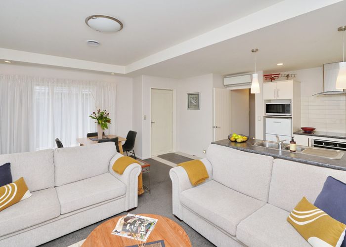  at 4/3 Oakridge Street, Halswell, Christchurch