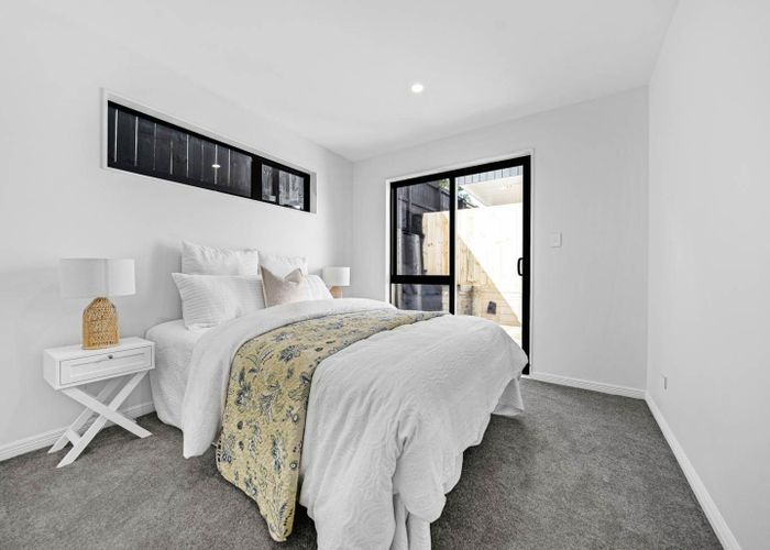  at 15B Lavery Place, Sunnynook, North Shore City, Auckland