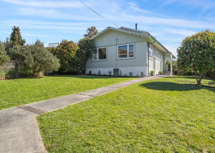  at 39 Lynda Avenue, Paparangi, Wellington