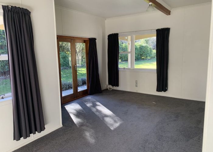  at 643 Woodbury Road, Woodbury