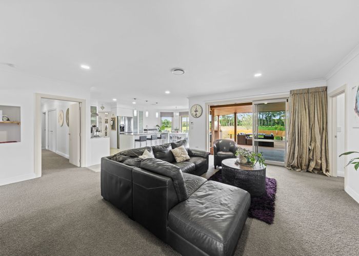  at 32 Arthur Road, Paraite