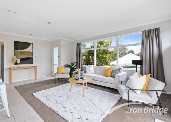  at 1/11 Roseneath Place, Birkdale, Auckland
