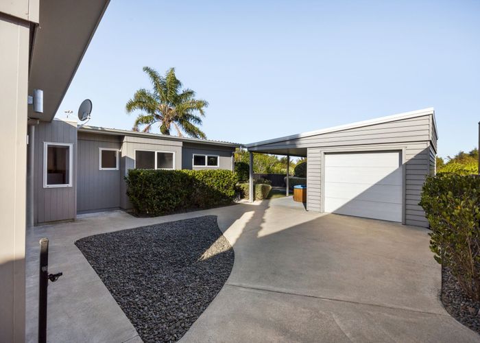  at 18 Trinidad Place, Flagstaff, Hamilton