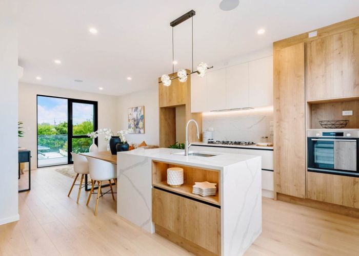  at 126D Chivalry Road, Glenfield, North Shore City, Auckland