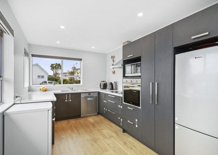  at 27A Chetwode Grove, Newlands, Wellington, Wellington