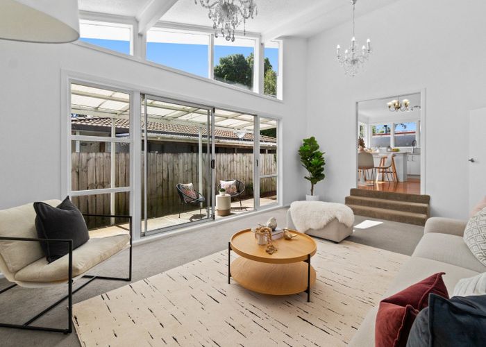  at 5 Totaravale Drive, Totara Vale, North Shore City, Auckland