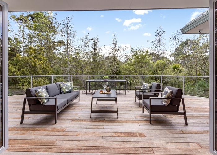 at 50 Ravenstone Place, Chatswood, Auckland