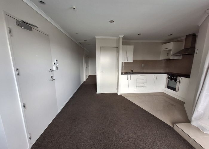  at 4/4 Wallson Crescent, Wiri, Manukau City, Auckland
