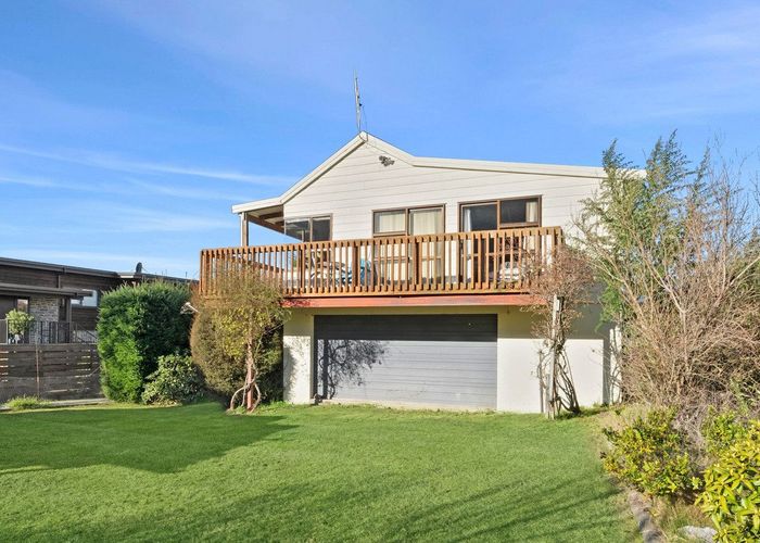  at 19 Parry Crescent, Wanaka