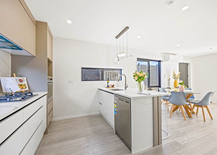  at A-D/34 Kimber Hall Avenue, Mount Roskill, Auckland City, Auckland