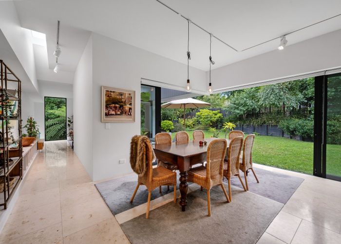  at 74B Beach Road, Mellons Bay, Auckland