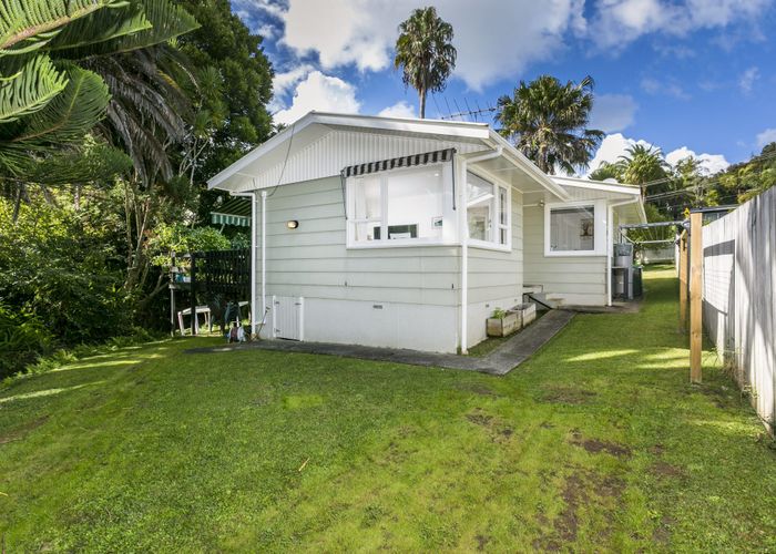  at 57 Peach Road, Glenfield, Auckland