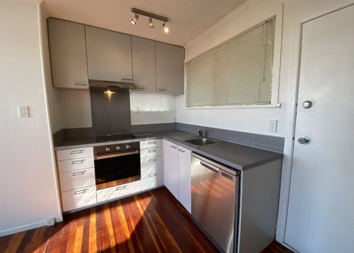  at 3/165 Hinemoa Street, Birkenhead, North Shore City, Auckland