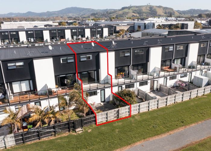  at 10/22 Ashley Place, Papamoa Beach, Papamoa