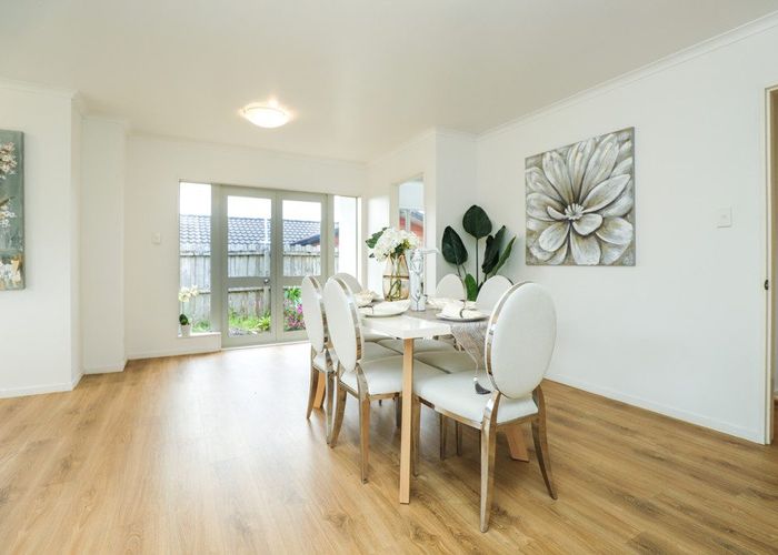  at 11 Amherst Place, Albany, Auckland