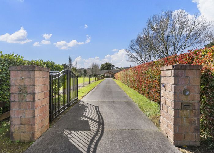  at 25 Everlea Place, Alfriston, Manukau City, Auckland