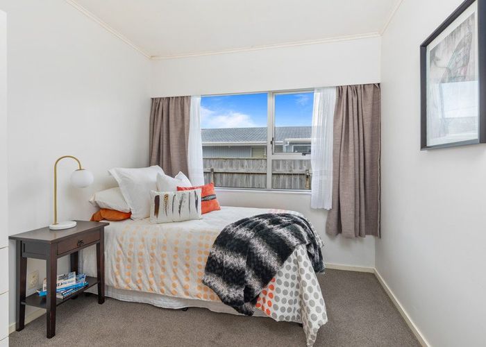  at 2/17 Doment Crescent, Orewa, Rodney, Auckland