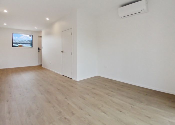  at 6/4 Mead Street, Avondale, Auckland City, Auckland