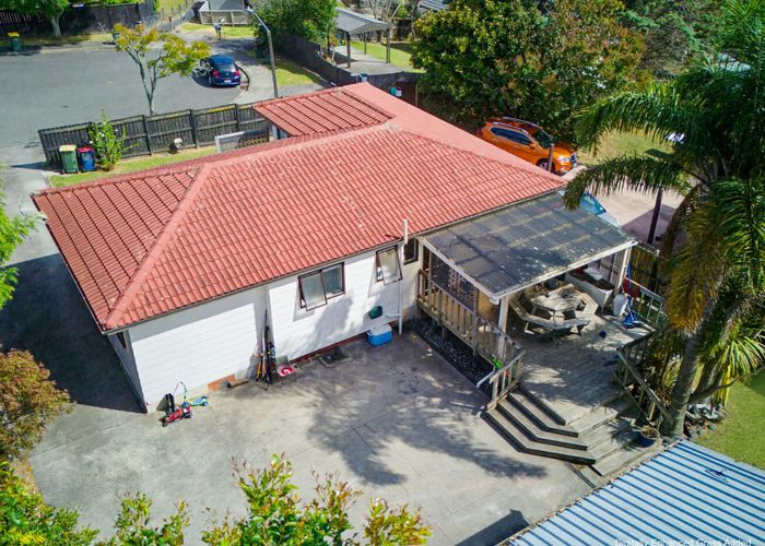  at 9 Panzic place, Glen Eden, Waitakere City, Auckland