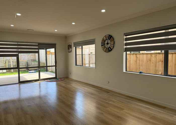  at 10 Morepork Street, Flat Bush, Manukau City, Auckland