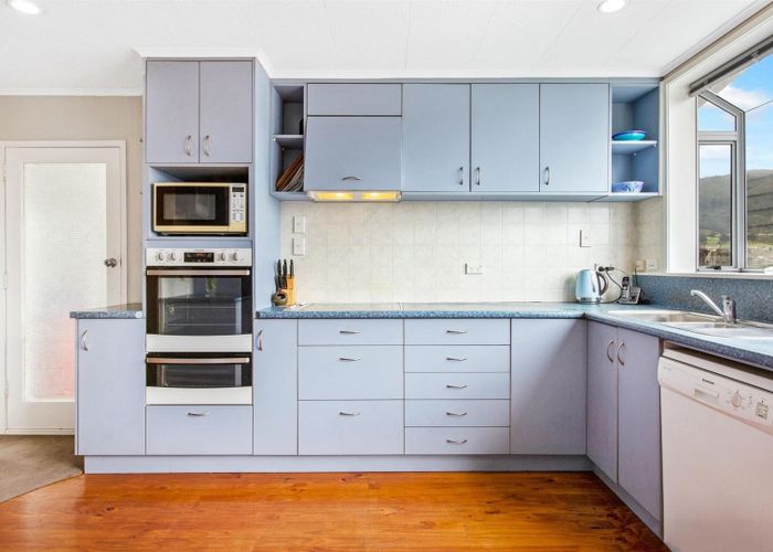  at 95 Bell Street, Tawa, Wellington