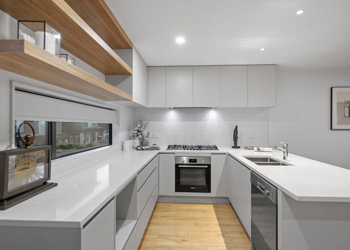  at 2E Fowler Street, Northcote, Auckland