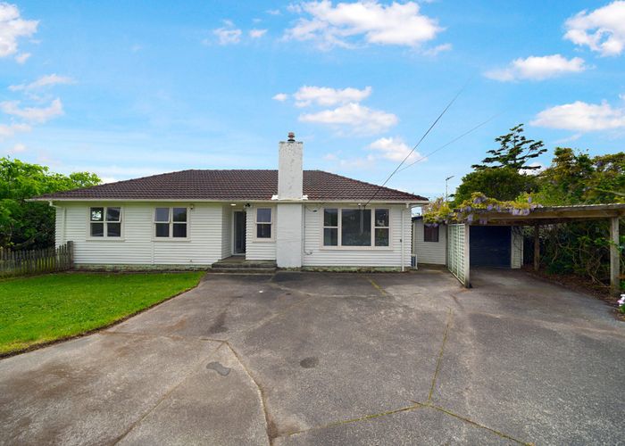  at 49 Longburn Road, Henderson, Waitakere City, Auckland