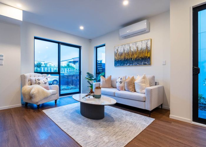  at 8 Papai Lane, Massey, Waitakere City, Auckland