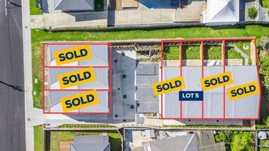  at 5/51 Sylvan Crescent, Te Atatu South, Auckland