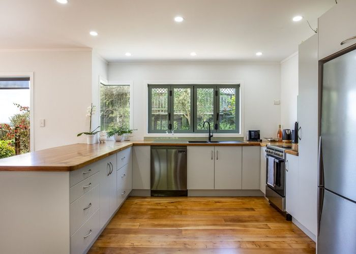 at 74A Goodall Street, Hillsborough, Auckland