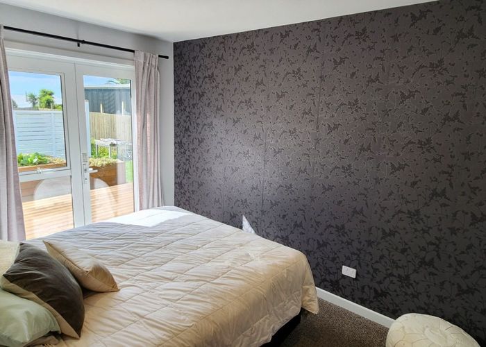  at 24 Waireka Road East, Omata, New Plymouth