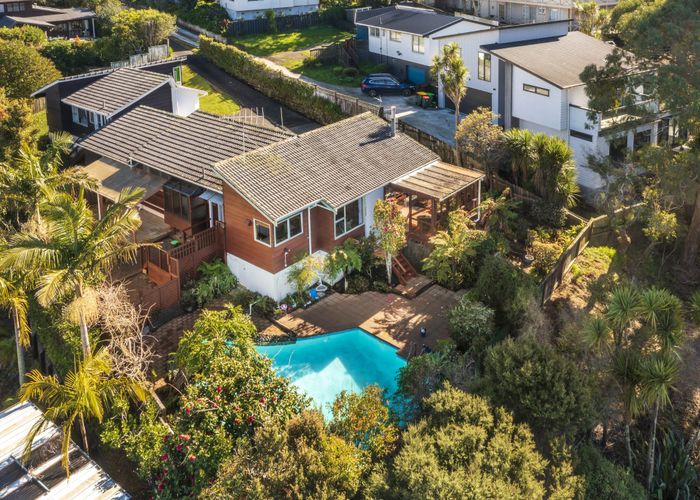  at 2/21 Helvetia Drive, Browns Bay, North Shore City, Auckland