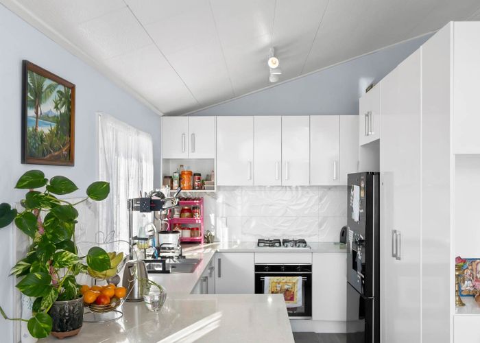  at 28 Matthews Road, Flat Bush, Auckland