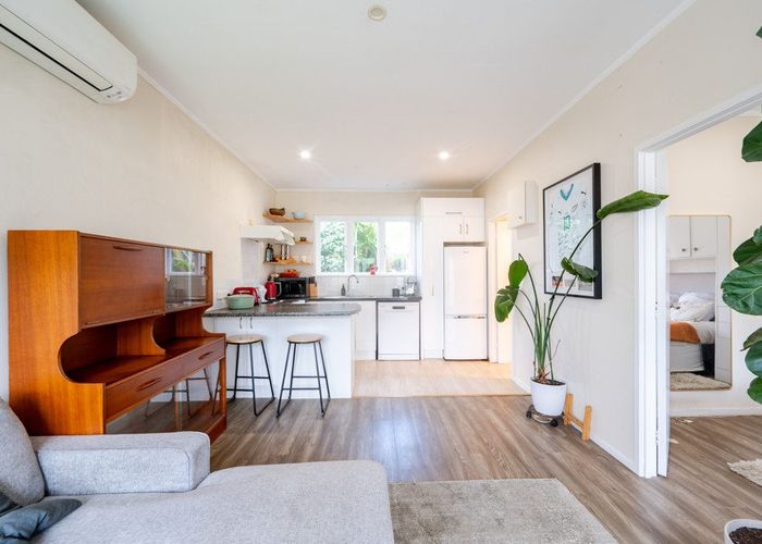  at 2/28 Cadman Avenue, Greenlane, Auckland City, Auckland