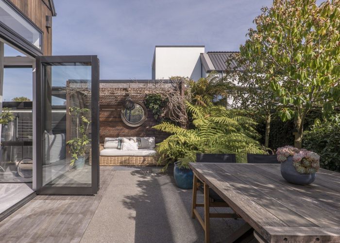  at 69 Innes Road, Merivale, Christchurch City, Canterbury