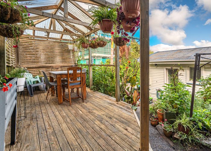 at 6 Kingsway Avenue, Sandringham, Auckland City, Auckland