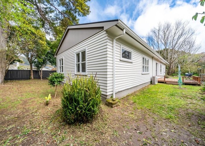  at 2 Wood street, Wallaceville, Upper Hutt, Wellington