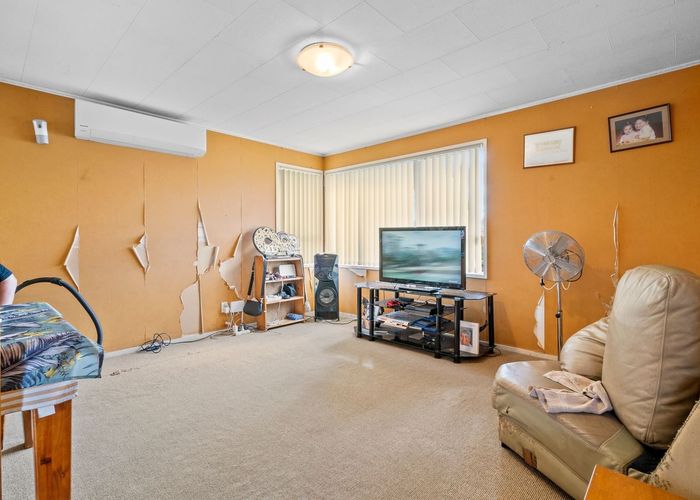  at 12 Sealord Place, Manurewa, Auckland