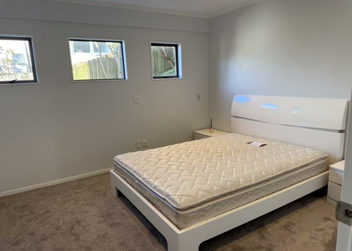  at 18B Valley Road, Browns Bay, North Shore City, Auckland