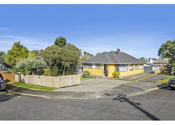  at 1 Bardia Road, Panmure, Auckland