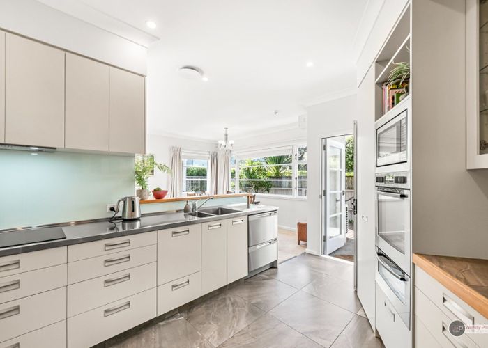  at 16 Myrtle Street, Hutt Central, Lower Hutt